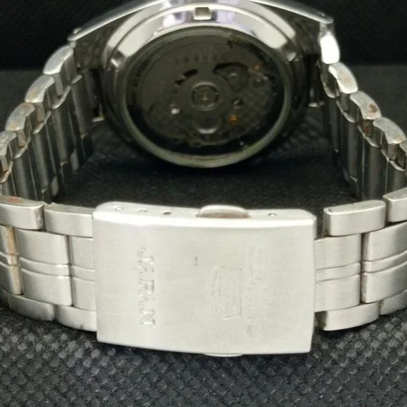 Vintage 1973 Seiko Automatic Mens Silver Watch W/daydate & Gold accents - Picture 2 of 8